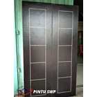 Pintu Kayu Solid Wood Panel 100% dari Bahan Kayu Pilihan 3