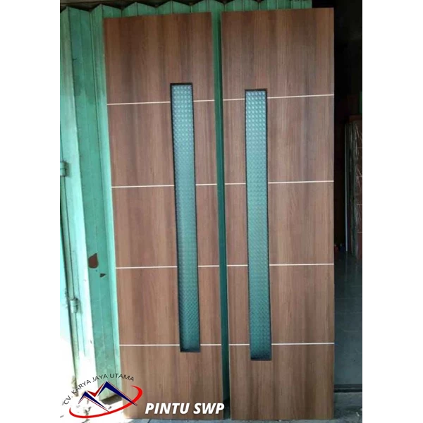 Pintu Kayu Solid Wood Panel 100% dari Bahan Kayu Pilihan